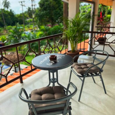 Chambre avec balcon au Wirason Résidence a Lamai, Koh Samui.